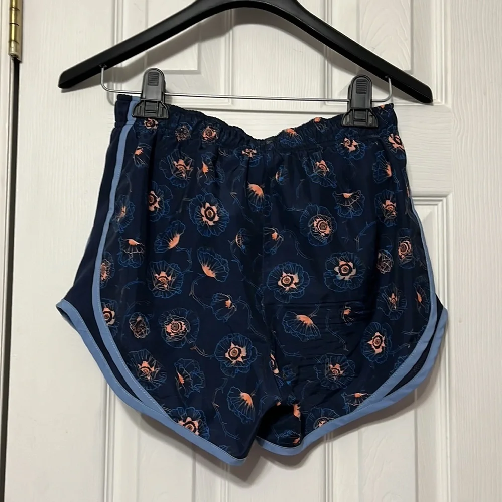 Floral Nike Shorts Size XS